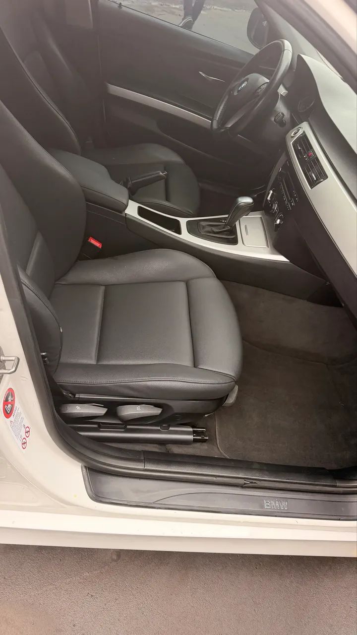 BMW 320I A 2011 - Foto 4