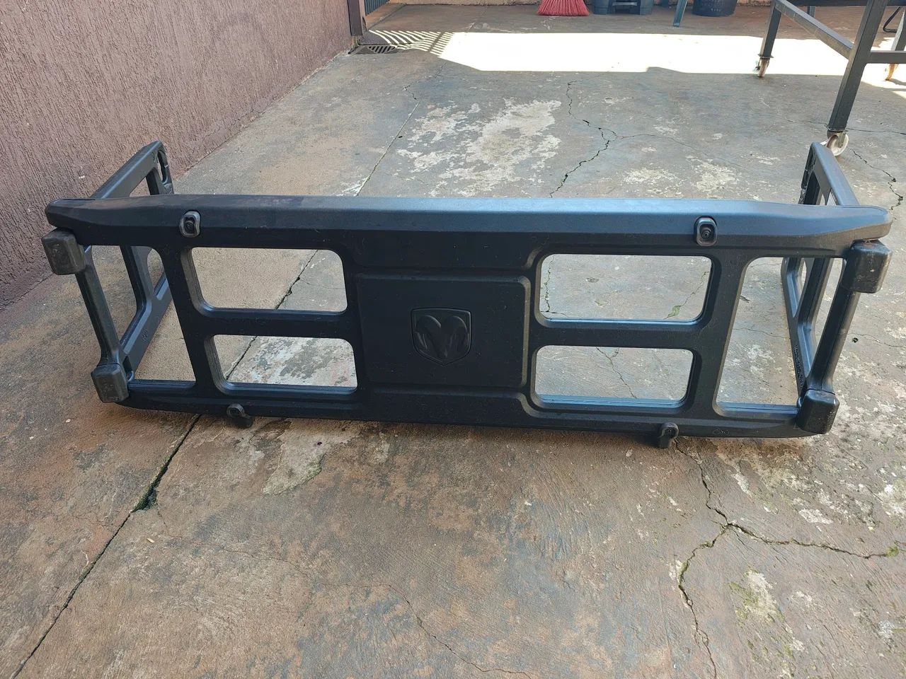 Extensor e divisor de caçamba para Dodge Ram  - Foto 2