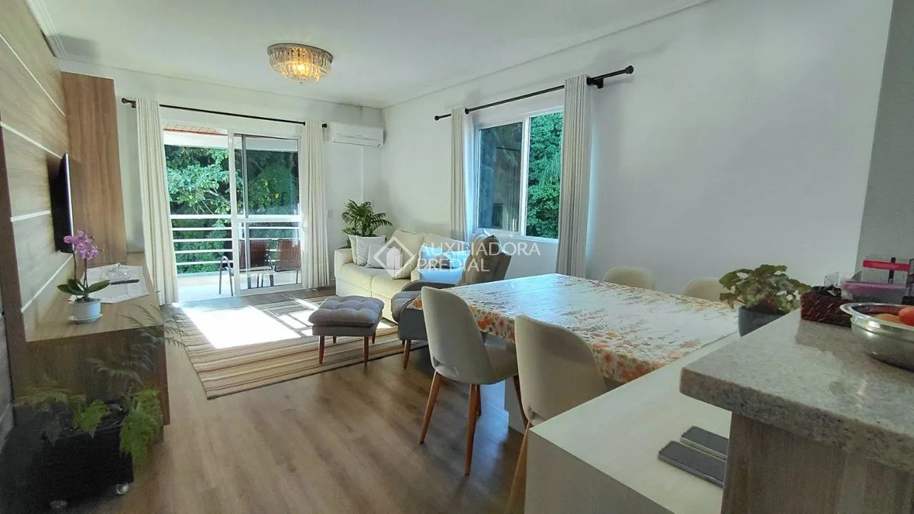 Apartamento à venda no Centro com 95 m² e 2 dormitórios/quartos disponíveis. - Foto 2