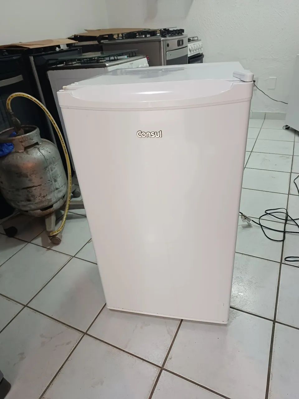 Frigobar consul 120lts ótimas condições 