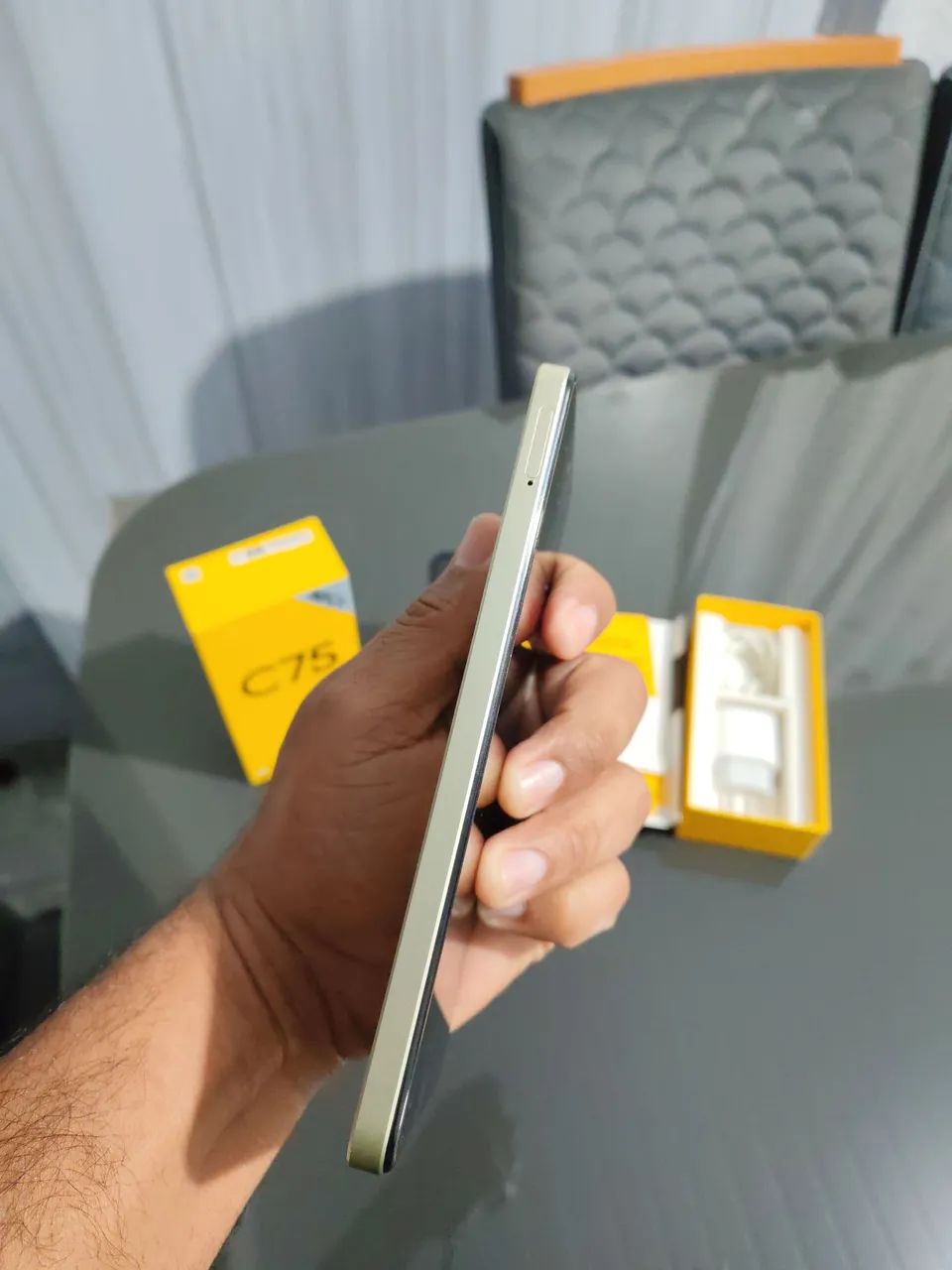 Realme C75  8/256 - Foto 3