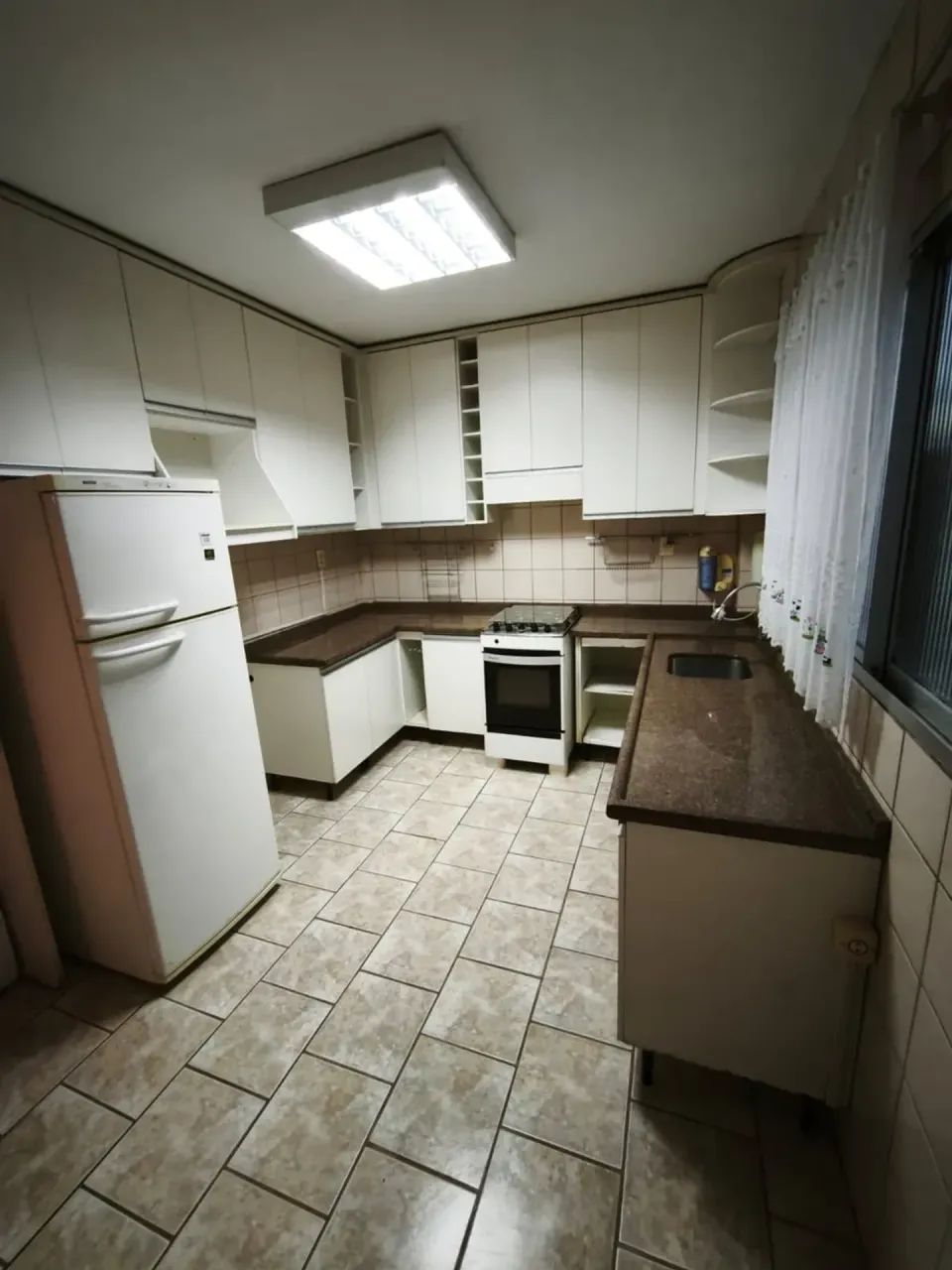 Apartamento para aluguel tem 110 metros quadrados com 3 quartos - Foto 3