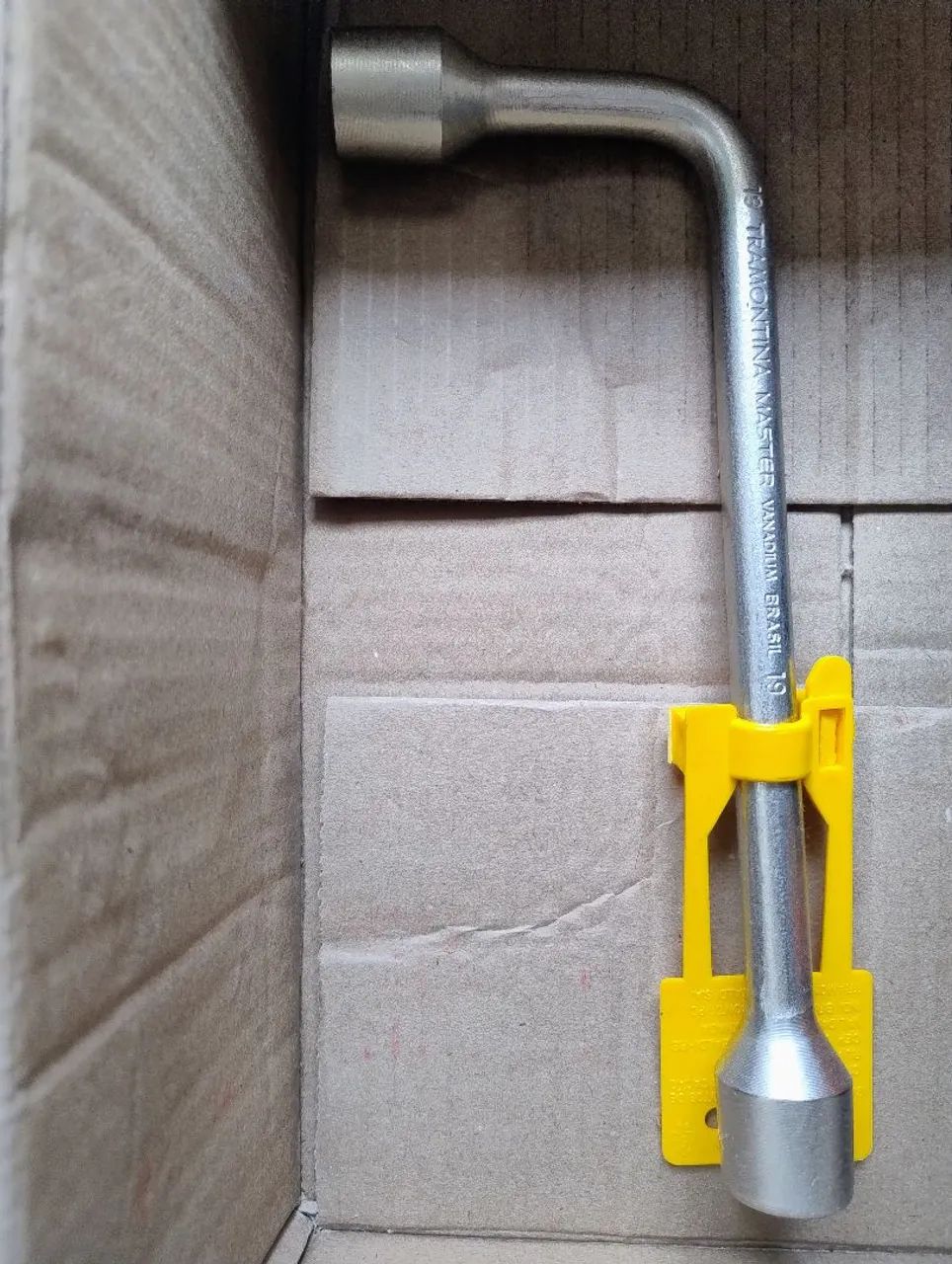 Macaco hidráulico e chave de roda tipo l - Foto 2