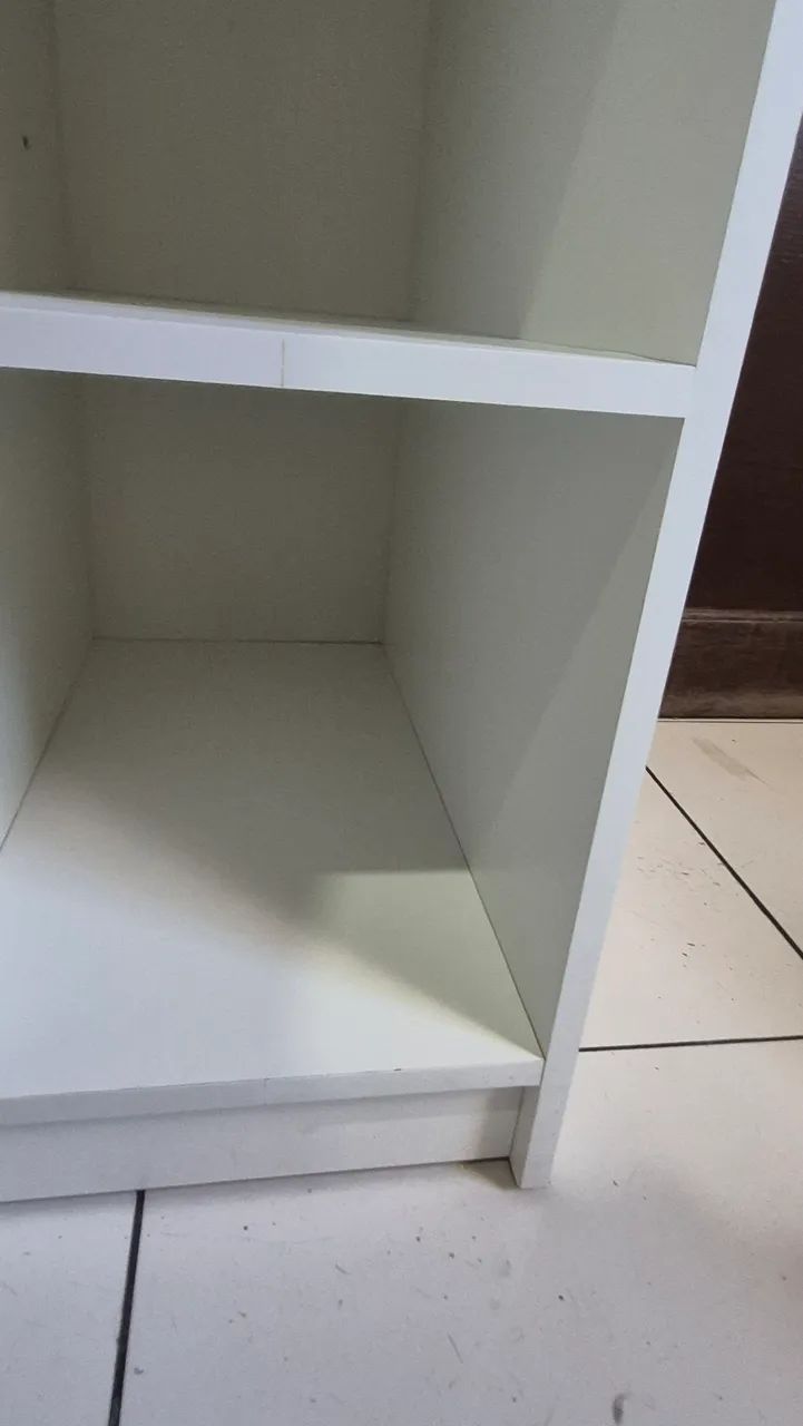 Escrivaninha em MDF - Ótimo estado  - Foto 2