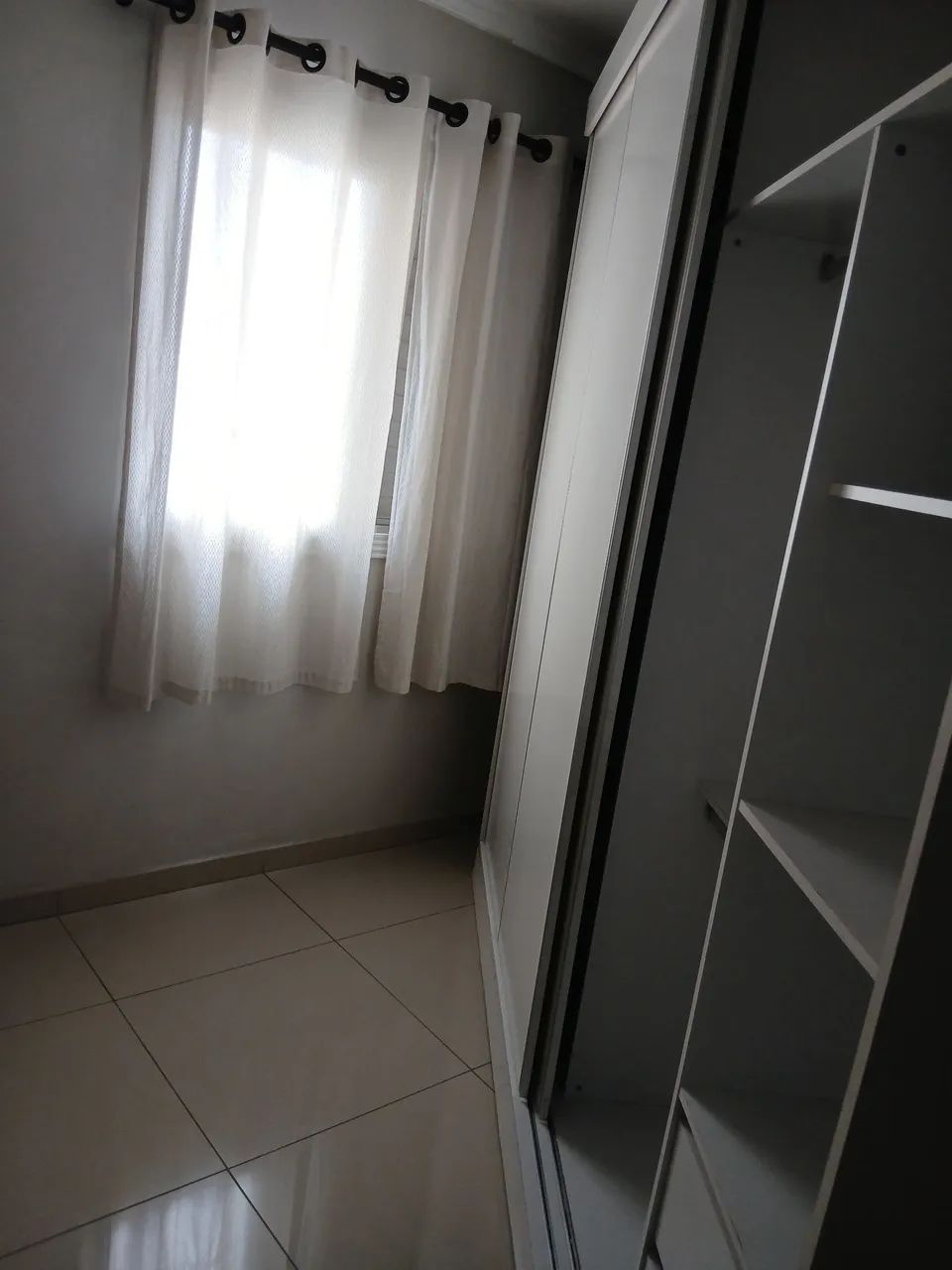 Doa-se guarda roupa - Foto 3