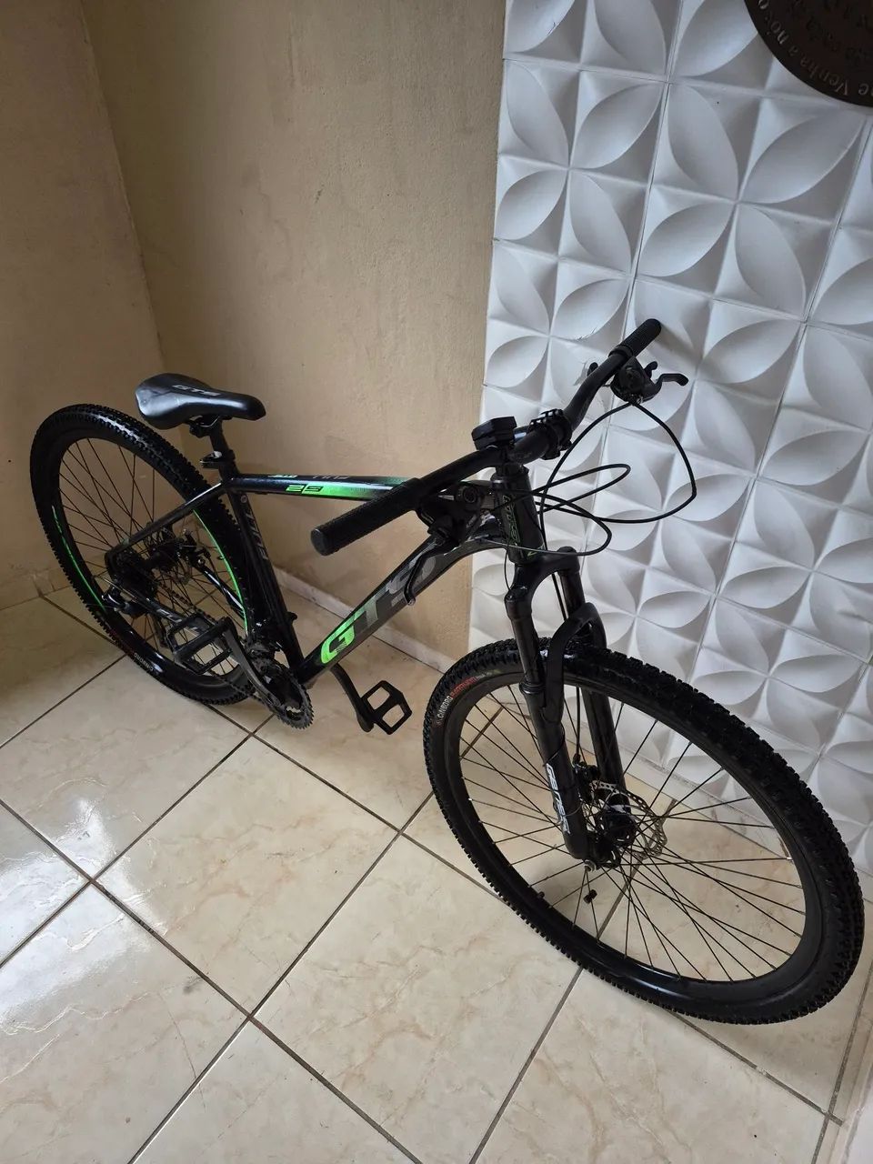 VENDO BICICLETA ARO 29 GTS - NOVA!! - Foto 3