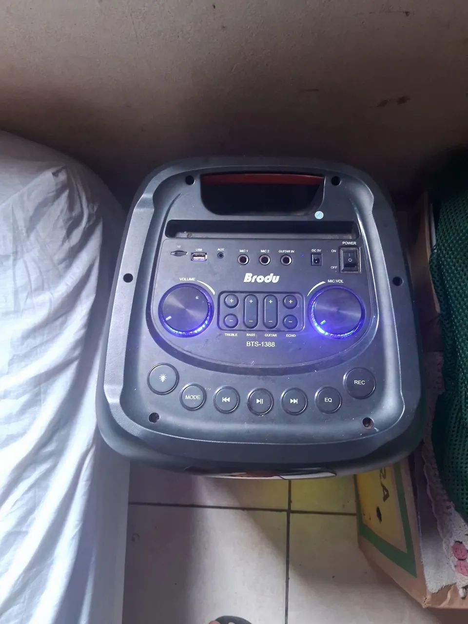 Caixa de Som Amplificada Bluetooth com Leds Ritmos  (usado) - Foto 2