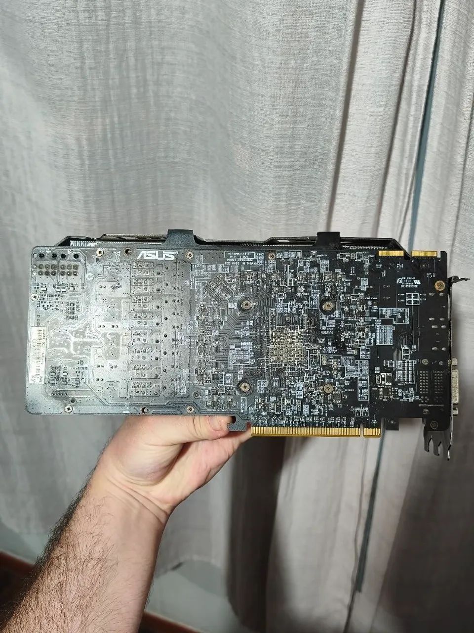 Radeon HD 7950 (COM DEFEITO) - Foto 2