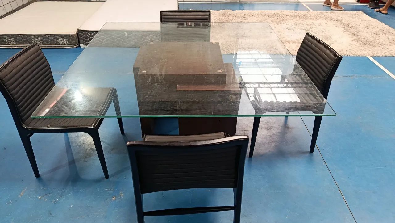 Mesa com 4 cadeiras  - Foto 4