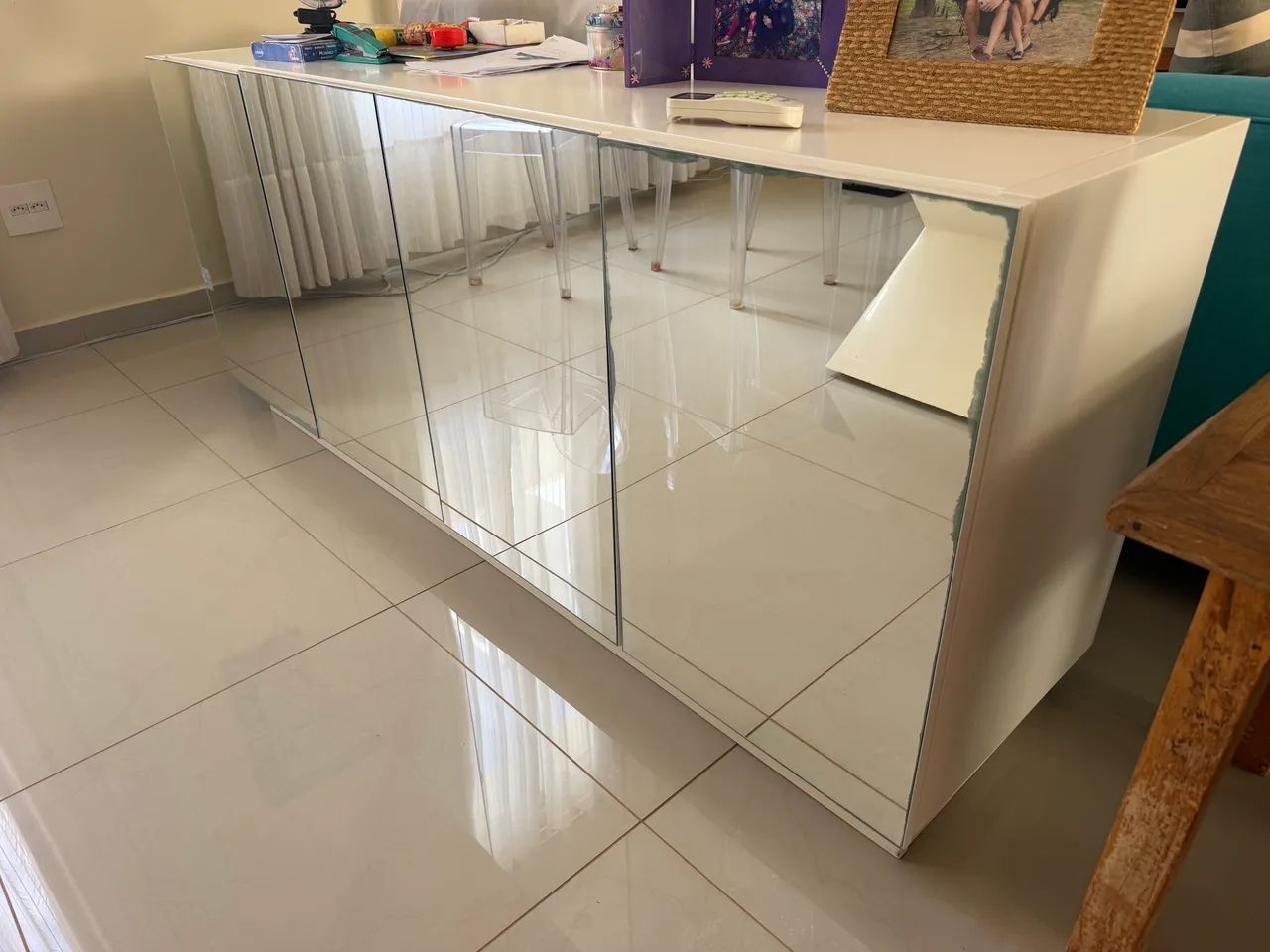 Buffet espelhado 