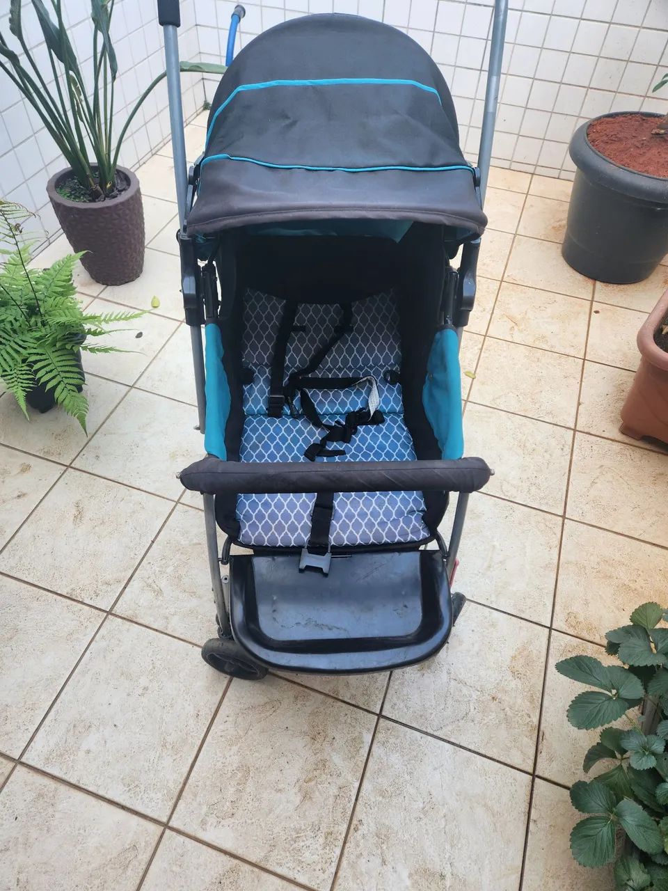 Carrinho de bebê Multilaser
