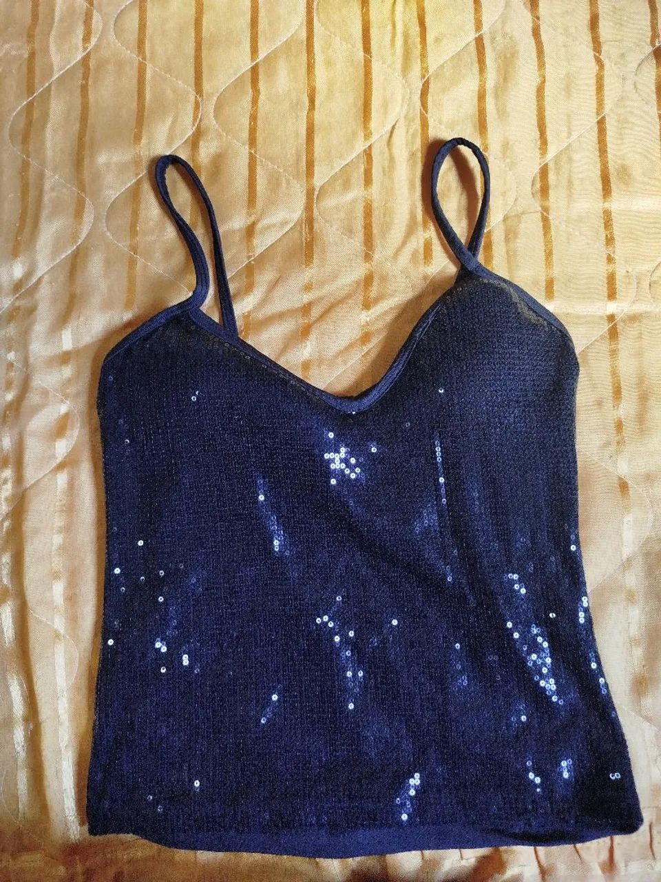 Blusa de lantejoulas, preta