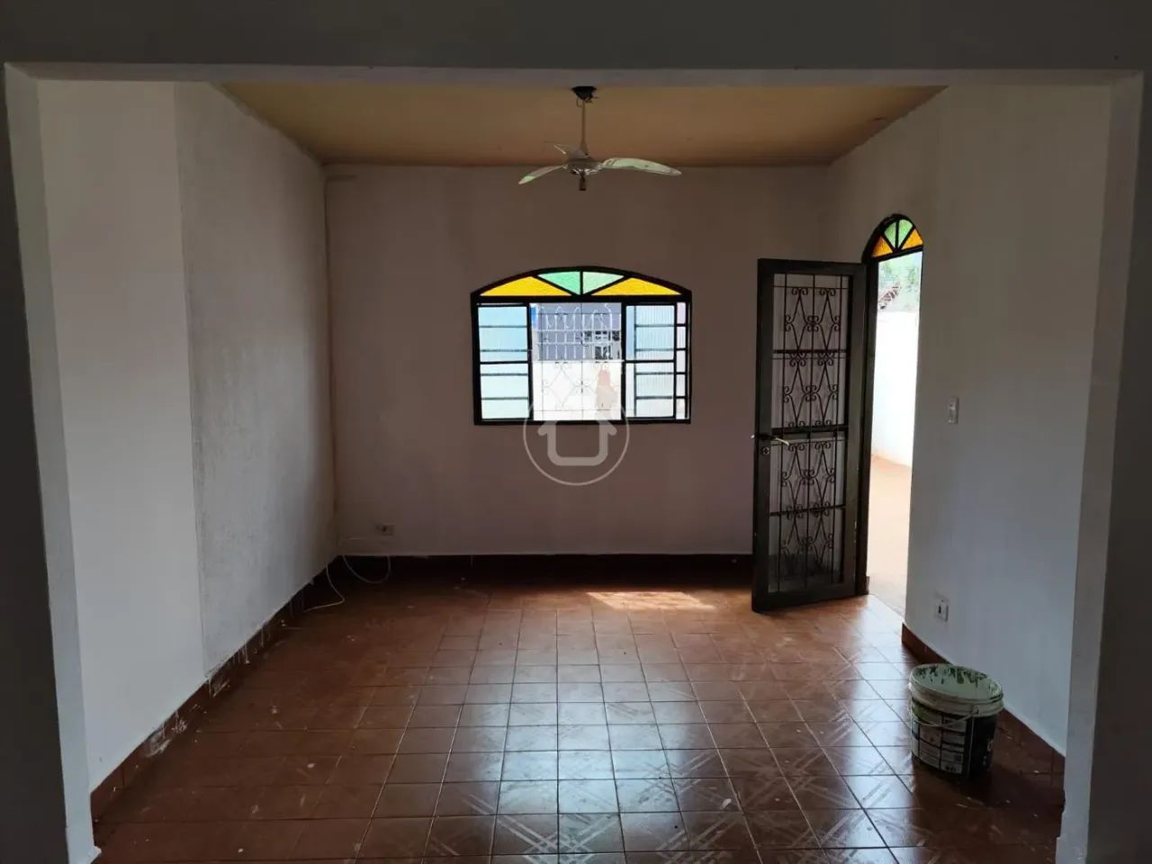 AMPLO TERRENO EM BOA LOCALIDADE - Foto 5