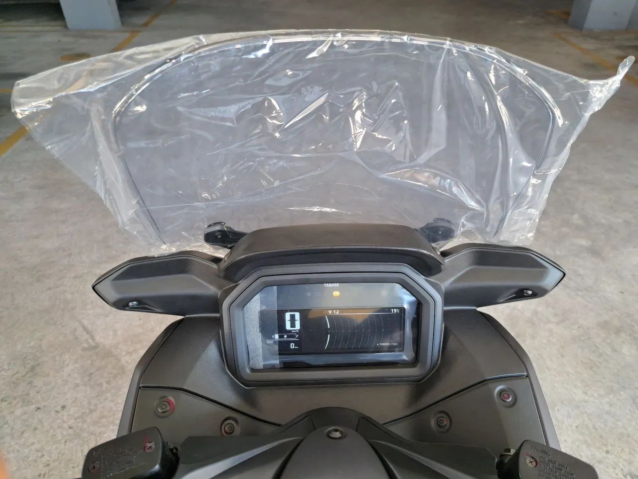 XMAX 2026 0KM MARROM - Foto 4