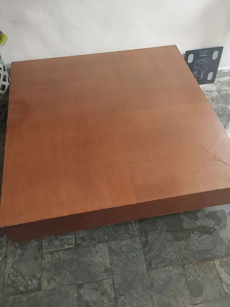 Mesa de centro madeira maciça lindíssima 
