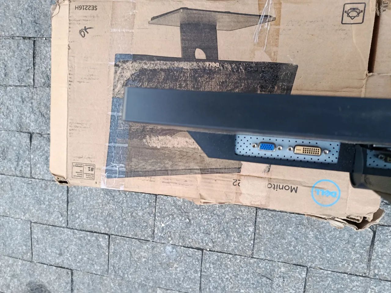 Monitor Dell valor R$ 120,00 semi novo - Foto 3