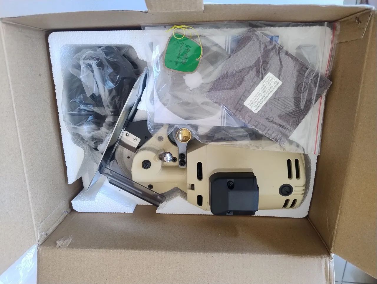 Máquina de cortar tecido de 4 polegadas semi nova - Foto 5