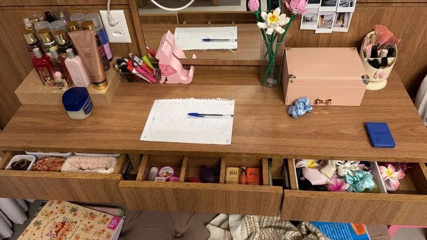 Penteadeira com Espelho