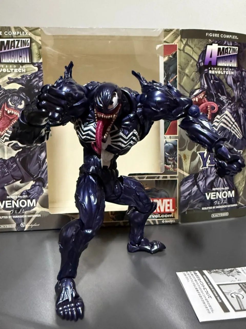 Venom Revoltech Action Figure Marvel Boneco Homem Aranha - Foto 3