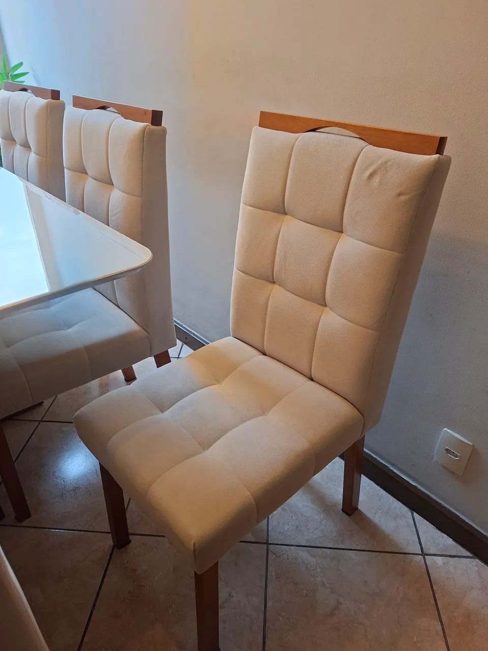 Mesa de Jantar com 6 cadeiras - Foto 4