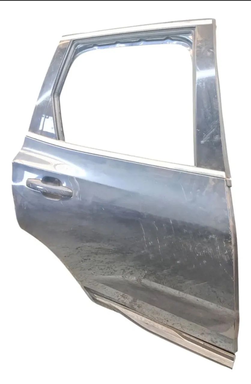 Porta Traseira direita Volvo XC60 2021 - Peças para carros, vans e