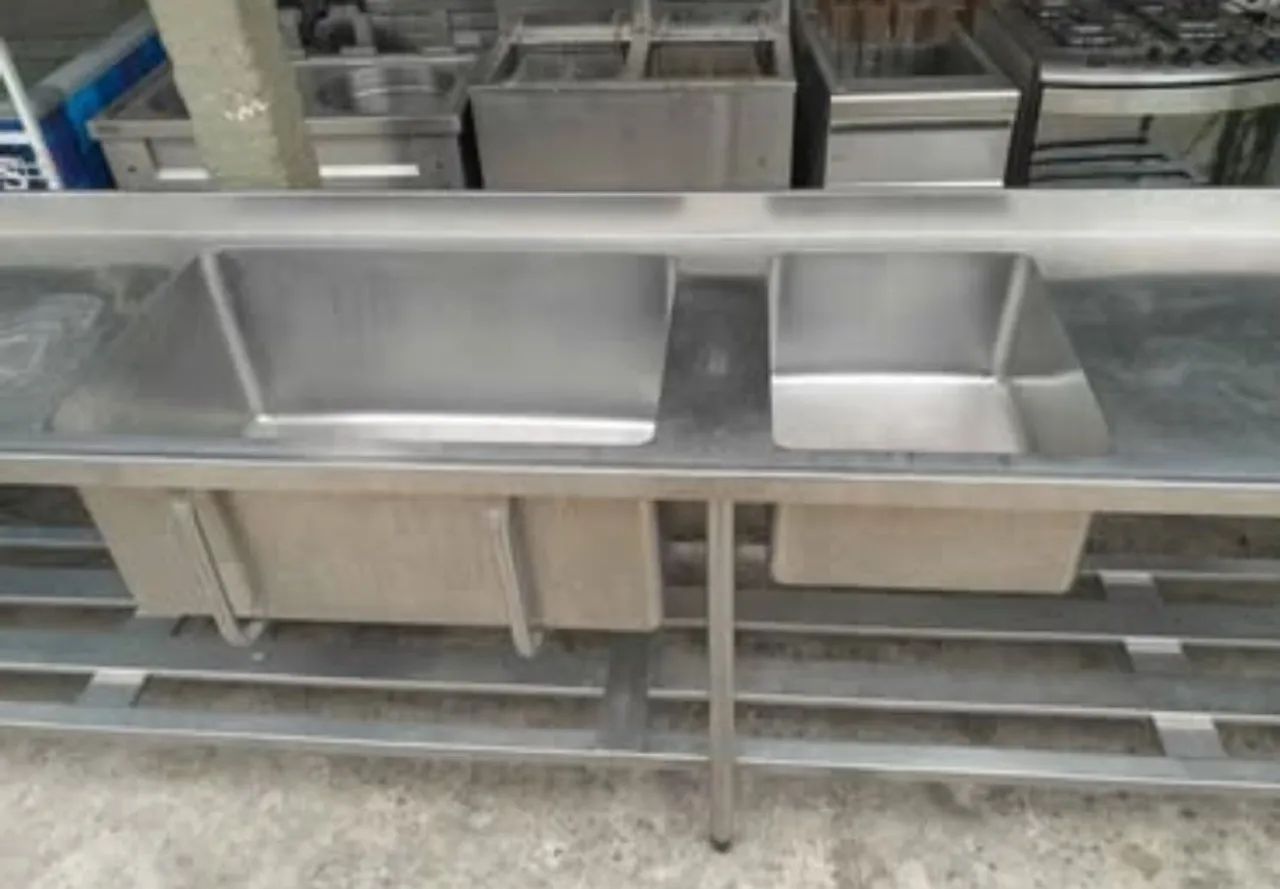 Bancada de Inox com Tanque, Pia e Paneleiro - Foto 5