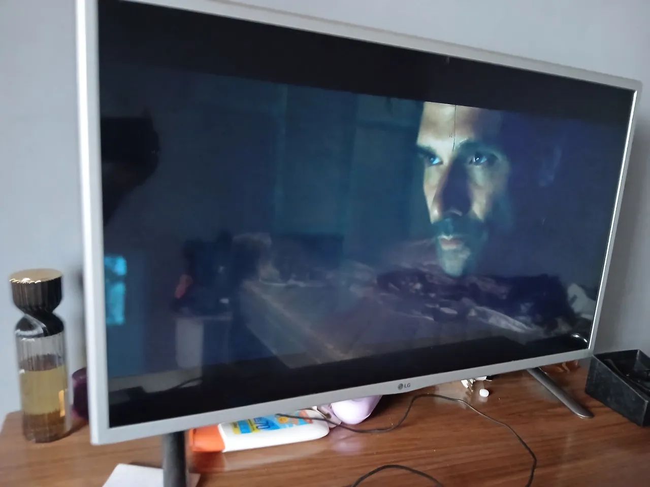 Vendo TV LG 32 polegadas - Foto 4