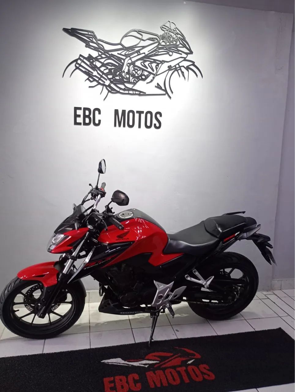 HONDA CB 300F 2024  - Foto 5