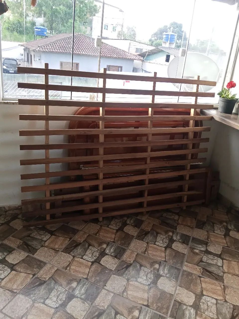 Cama casal com 4 gavetas madeira - Foto 2