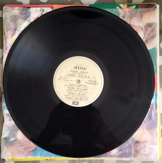 Vinil LP Blitz - Blitz 3 (1984) Yellow Sleeve / New Wave / Pop Rock - Foto 6