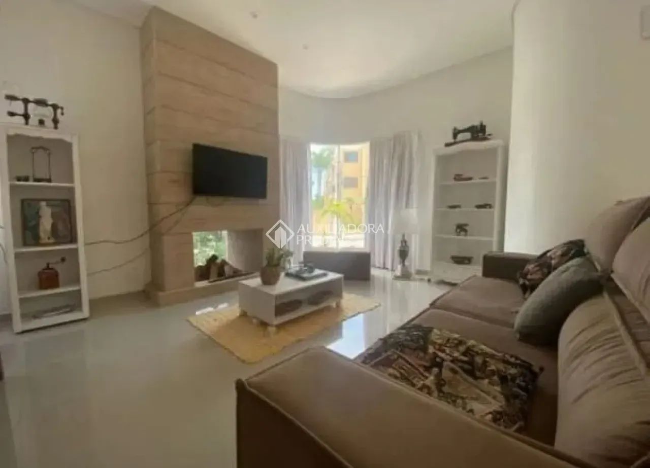 Imóvel para aluguel com 600 metros quadrados com 5 quartos em Jurerê - Florianópolis - SC - Foto 2