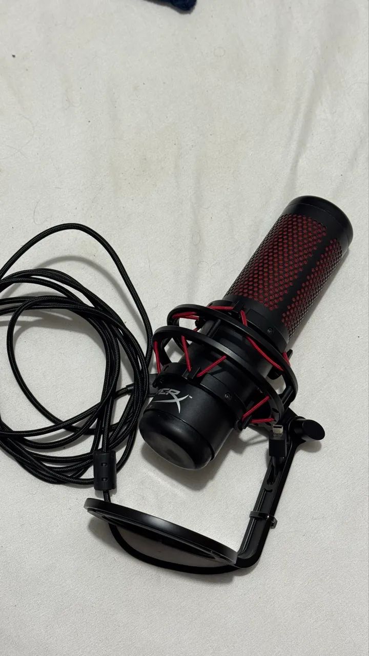 Microfone HyperX QuadCast 
