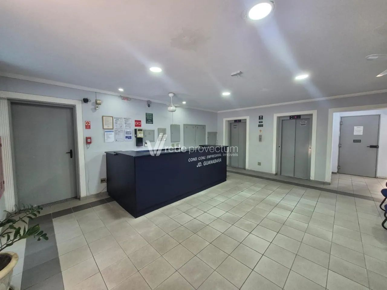 Sala comercial no bairro Vila Nova 64 m² 2 vagas - Foto 2