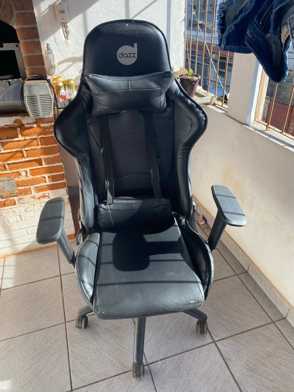 Cadeira gamer faz