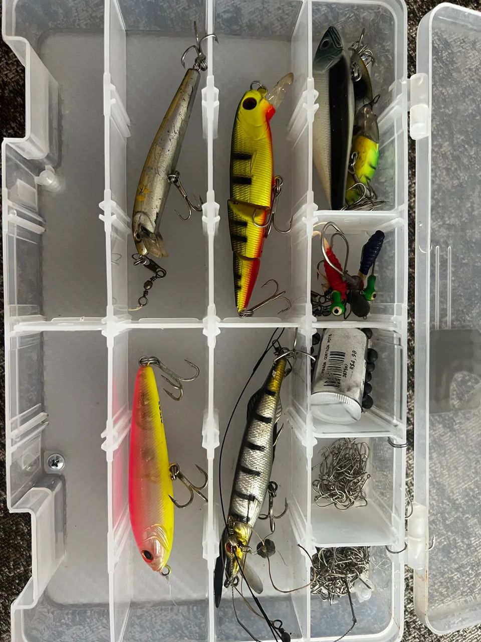 Estojos de Pesca com Iscas Artificiais - Kit Completo - Foto 4