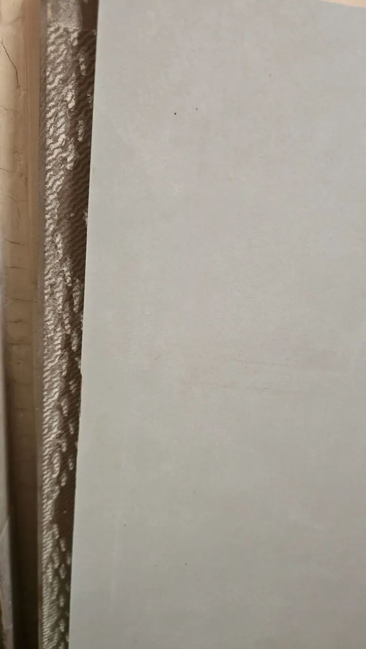 Porcelanato acetinado cinza (52 x 104 cm)  - Foto 2