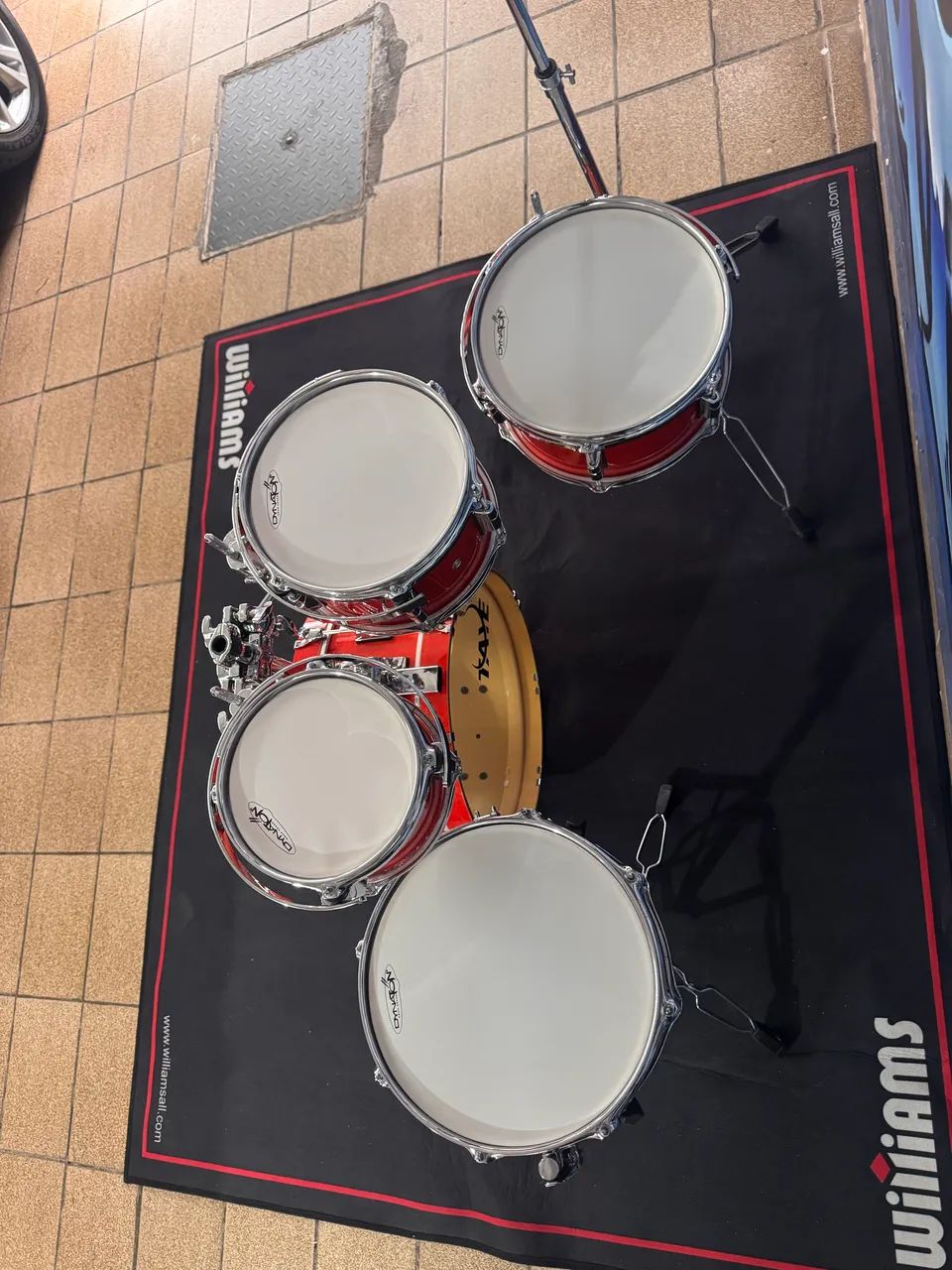 Bateria Compacta Taye GoKit Bumbo 18 Polegadas Birch Laqueado Com Bags - Foto 2