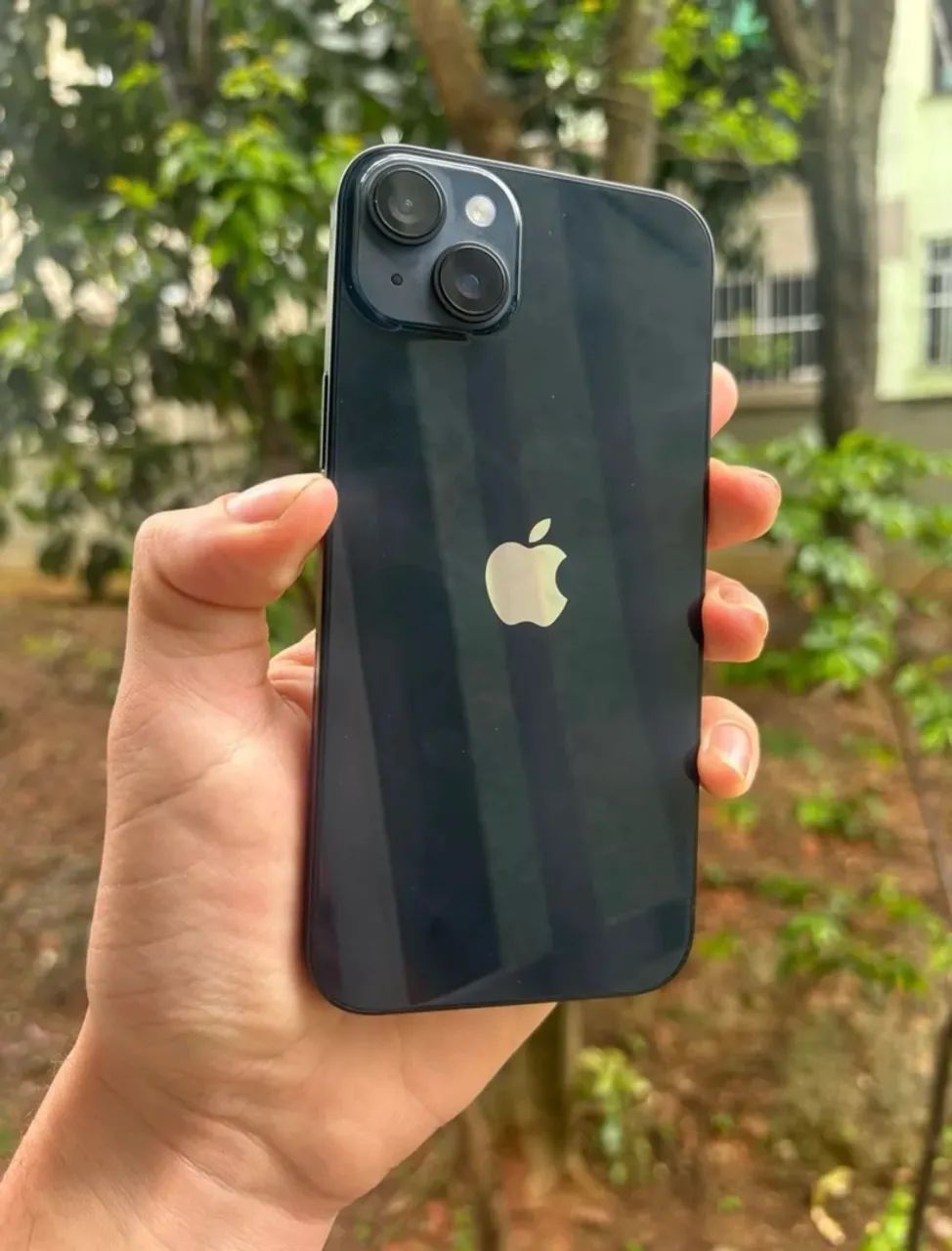 VENDO OU TROCO IPHONE 14 PLUS AZUL 128GB - Foto 2