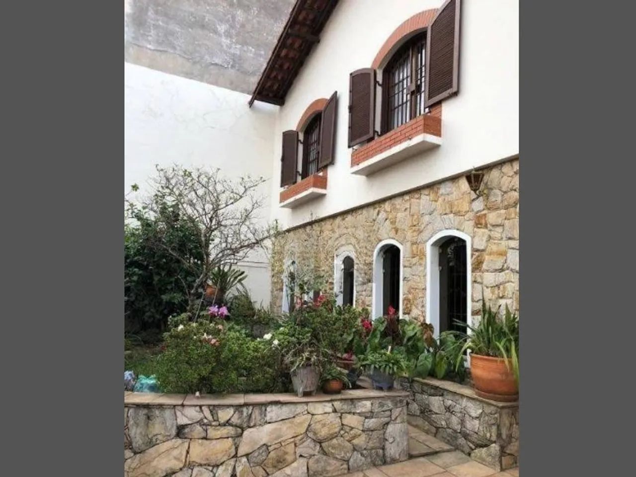 Casa à venda com 270m², 4 quartos e 2 vagas. Campestre - Santo André/SP