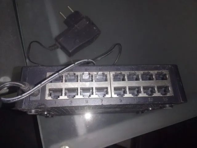Switch Intelbras SF1600Q+ 16 portas com POE  - Foto 3