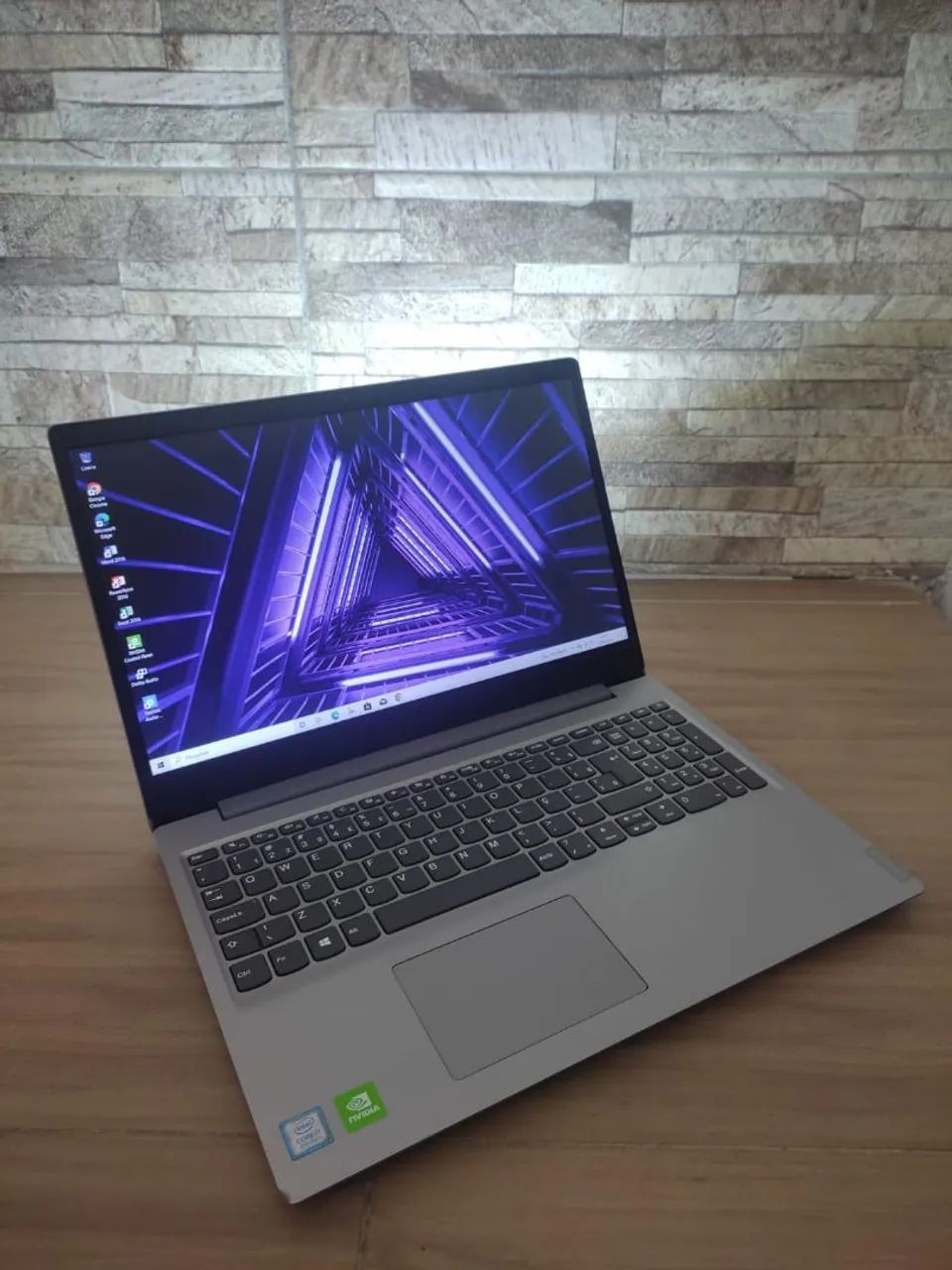 Notebook gamer i7 com placa de vídeo dedicada NVidia Geforce