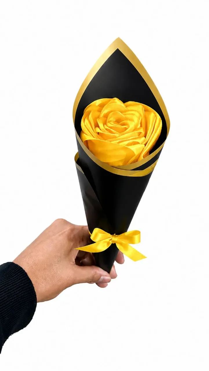Buquê de Rosa de cetim unitário - Foto 4