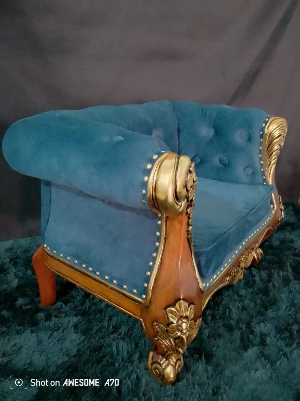 Poltrona classica com fabricação de peças unicas para cada cliente  - Foto 5