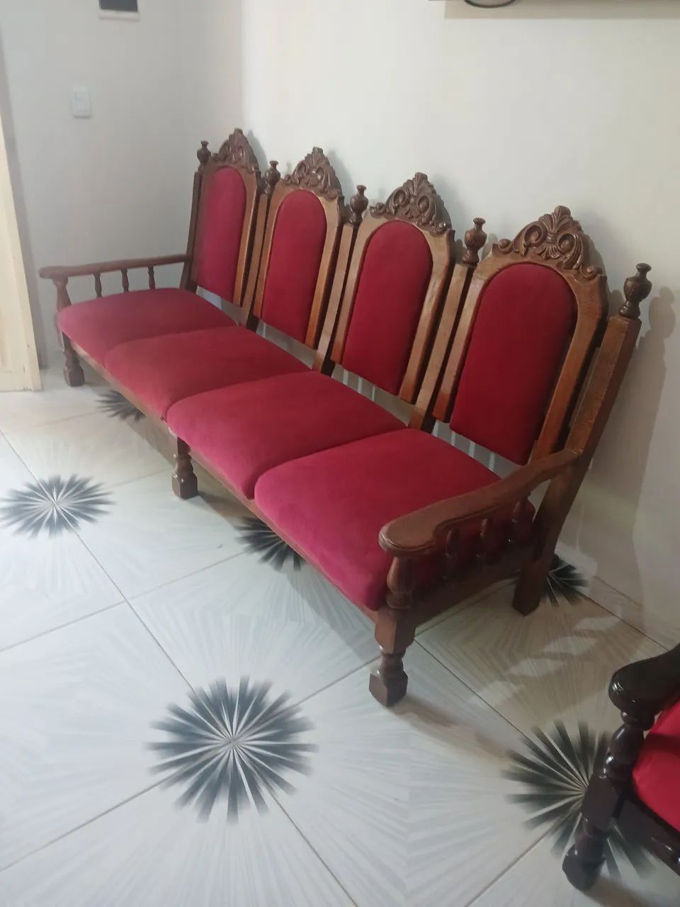 Sofa colonial perfeito 