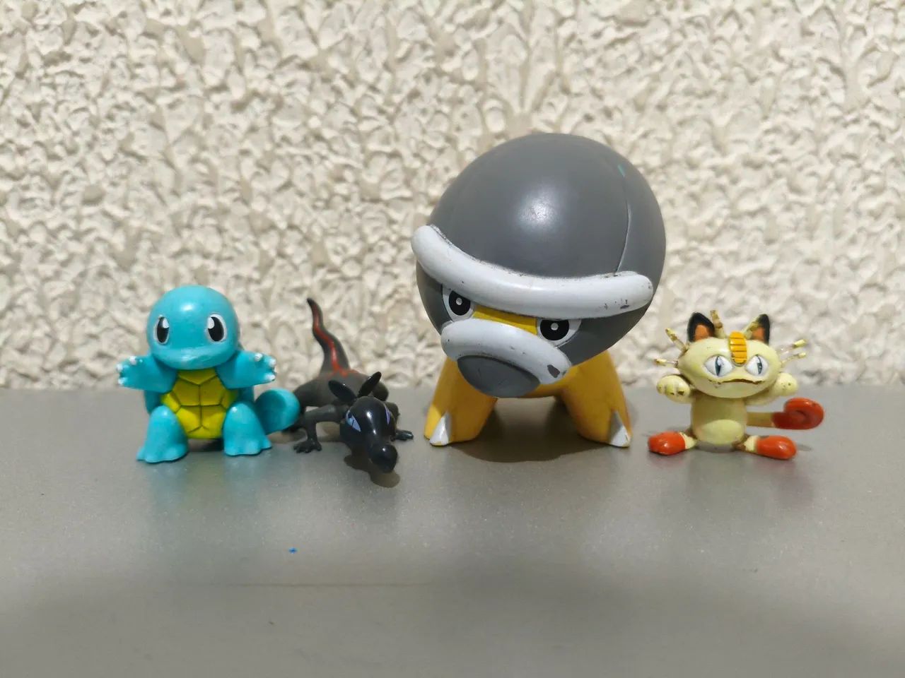 Pokémons lote de miniaturas Squirtle Salandit Shieldon Meowth originais 