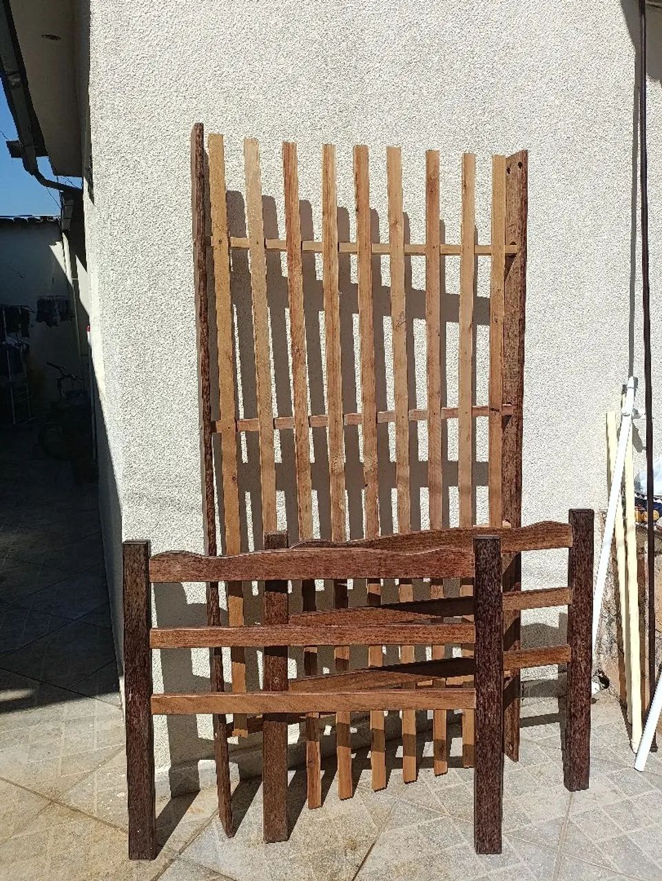 Cama De Solteiro Madeira Sucupira - Ótimo Estado 