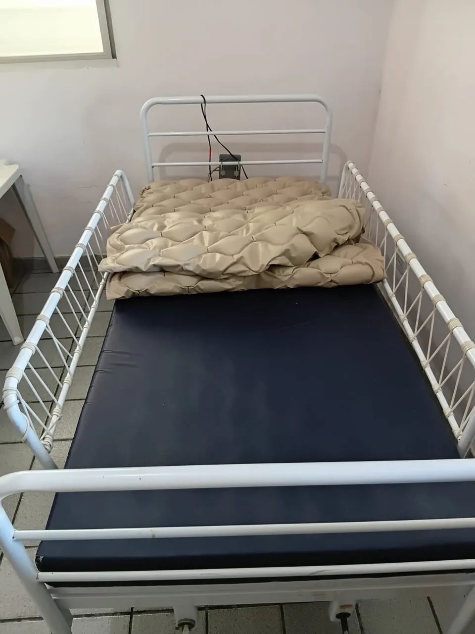 Cama hospitalar Seminova - Aceito Cartão Negociável  - Foto 2