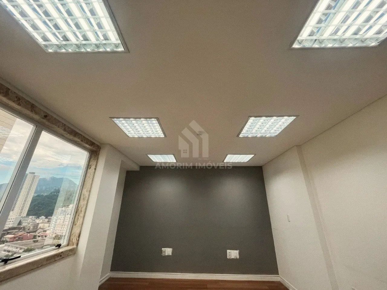 SALA COMERCIAL EM LOCALIZAÇÃO PRIVILEGIADA DE ITAJAÍ - Foto 5