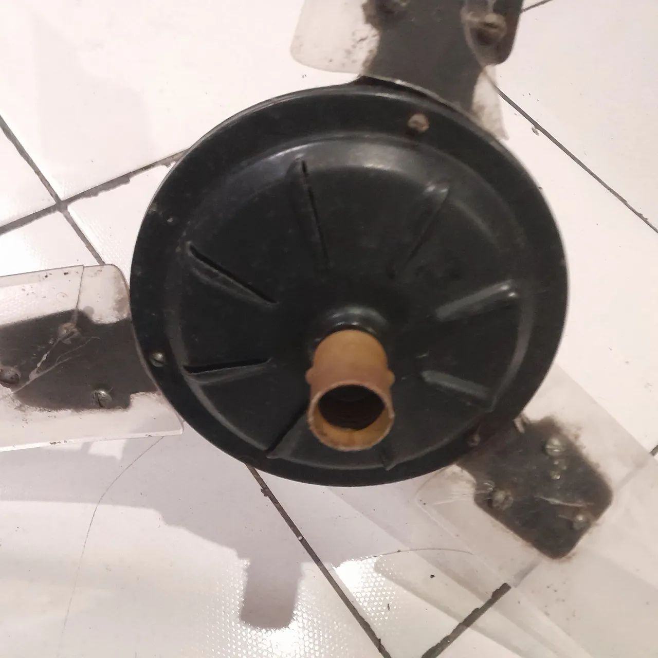Ventilador de teto com detalhe - Foto 5