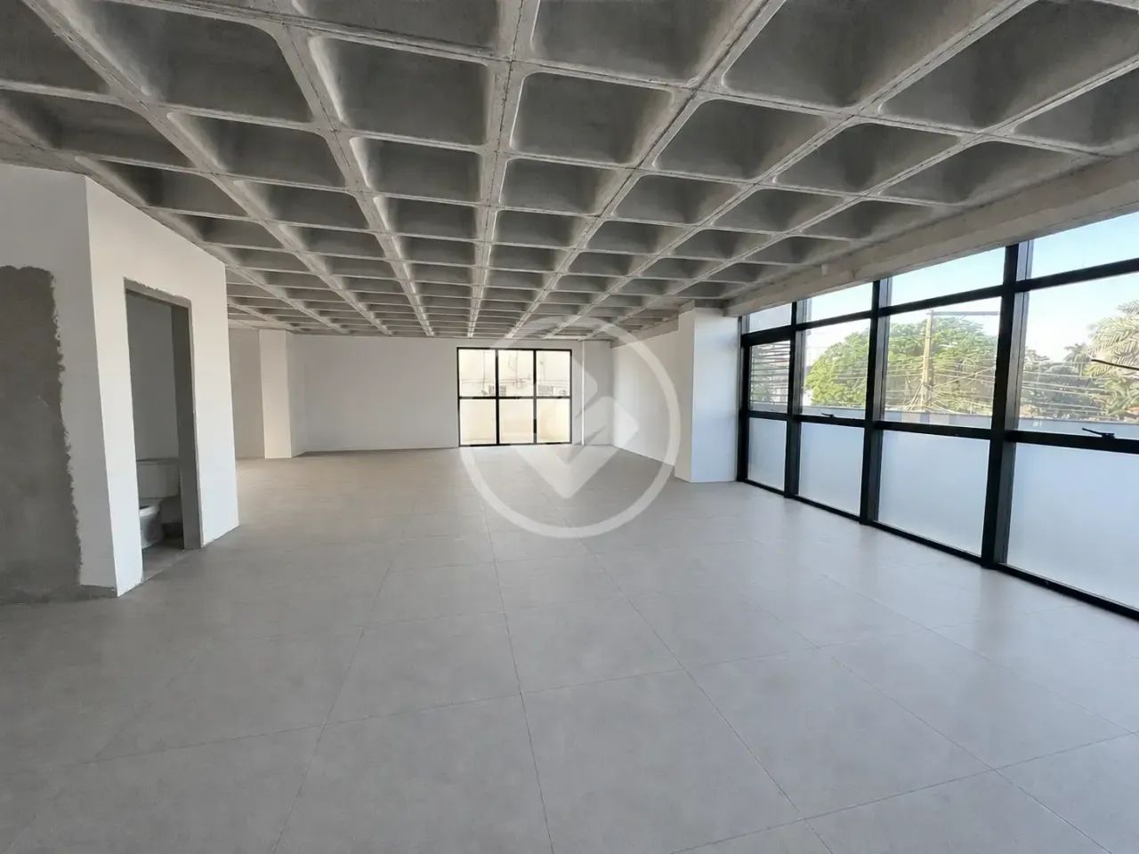 Sala no Península Ecobusiness com 55,29M2. Locação 4.200,00. codigo: 334604 - Foto 3